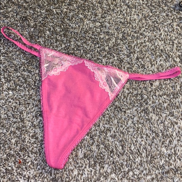 V ❌String 🌸❌ - Picture 1 of 2